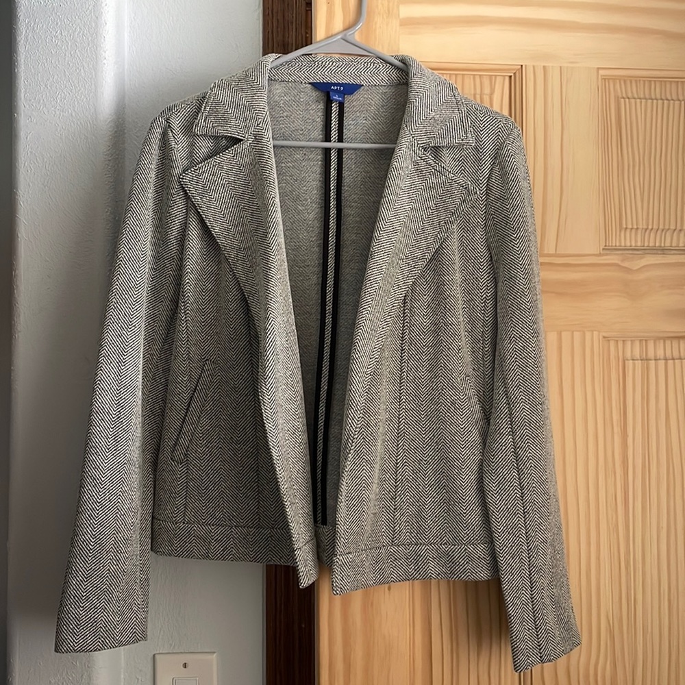 Apt 9 size S blazer